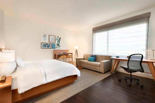 Guest Room Near Brook Hollow Golf Club DAL 1 Luxury Bookings