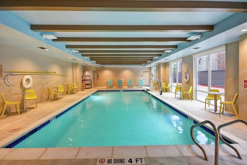 King Studio Suite Near Anderson Park HOU 11 Luxury Bookings