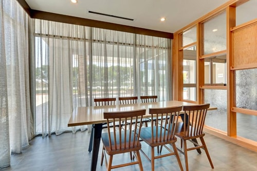 King Room Near University of Dallas DAL 6 Luxury Bookings
