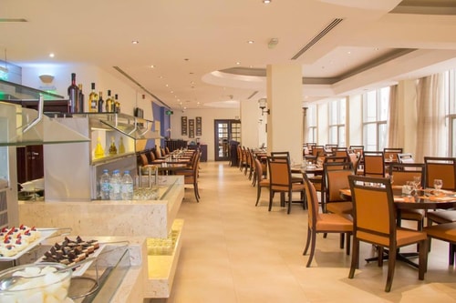 One Bedroom Apartment Near Capital Park 9 Luxury Bookings