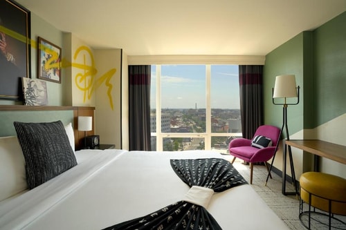 Deluxe King Or Twin Room Near Consulate Poland WDC 2 Luxury Bookings