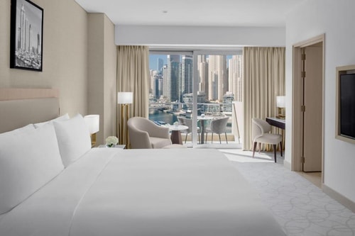 Executive Room City View Near Dubai Marina Mall 2 Luxury Bookings