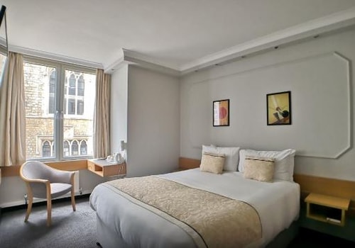 Superior Double Or Twin Room Near Merchant Hub LON 3 Luxury Bookings