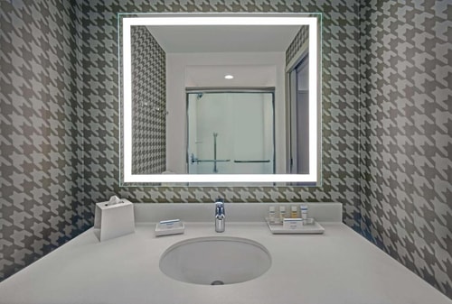 King Studio Suite Near Brays Bayou Park HOU 3 Luxury Bookings