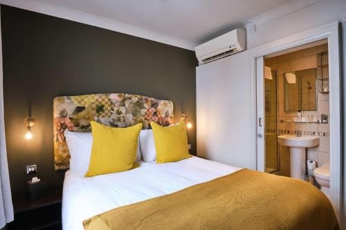 Double Or Twin Room Near Cockpit Chislehurst LON 5 Luxury Bookings