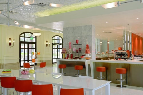 Deluxe King Near Wahat Al Karama 5 Luxury Bookings
