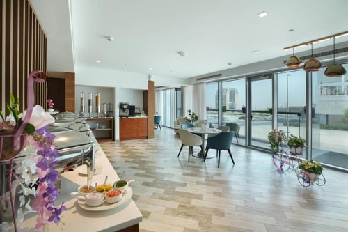 Superior Studio Apartment Near To Circle Mall Ac 13 Luxury Bookings