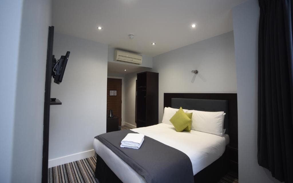 Double Or Twin Room Near Air Manage LON Luxury Bookings