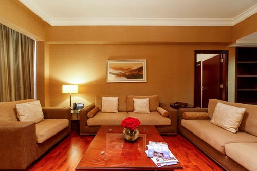 Two Bedroom Apartment Near Internet City Metro 5 Luxury Bookings