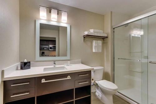 King Studio Near Songwood Park HOU 9 Luxury Bookings