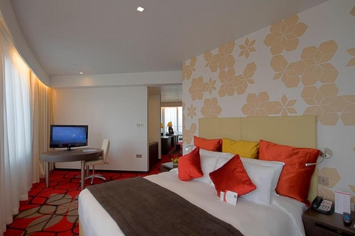 Luxury One Bedroom Suite Room in Yas Island Luxury Bookings