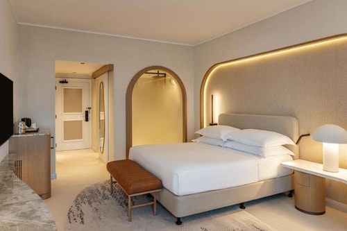 Deluxe Room  Near The Beach JBR 1 Luxury Bookings