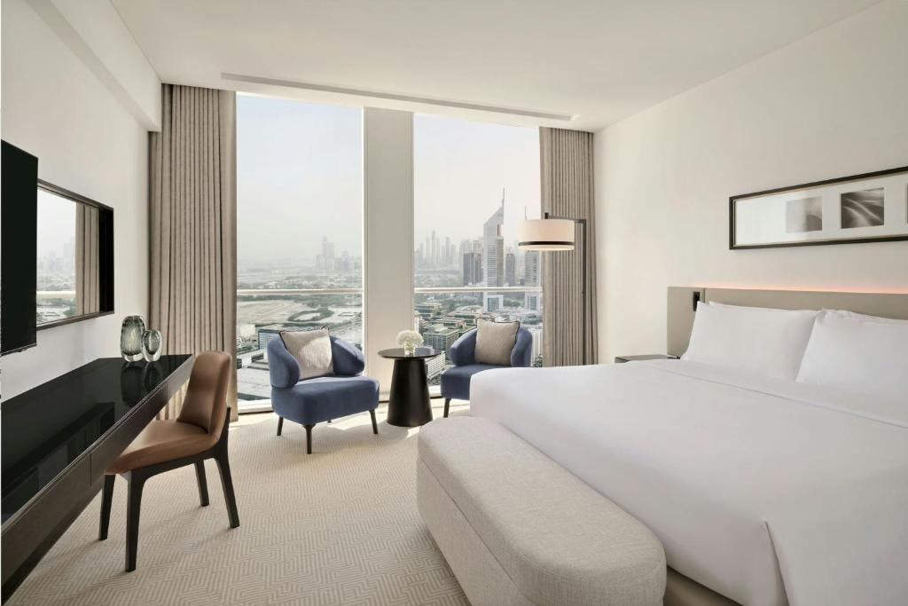 Three Bedroom Apartment Near Trade Center Dubai Luxury Bookings