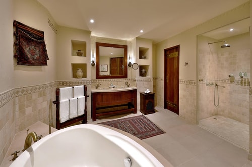 3 Bedroom Villa With Private Pool Near Murqquab 10 Luxury Bookings