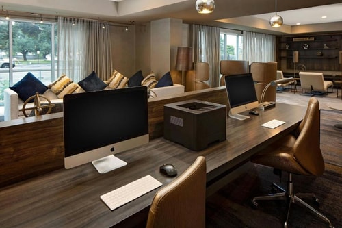 King Room Near The Dallas World Aquarium DAL 8 Luxury Bookings