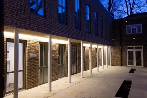 King Room Near Albert Gardens LON 7 Luxury Bookings