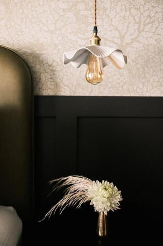 Standard Twin Room Near The UPS Store DAL 8 Luxury Bookings