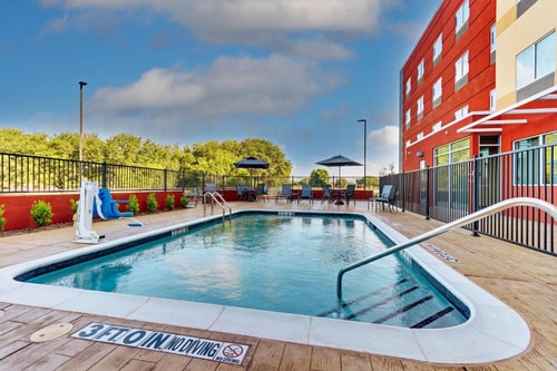 King Room Near University of Dallas DAL 2 Luxury Bookings