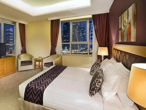 Deluxe Double Or Twin Room Near Marina Mall Luxury Bookings