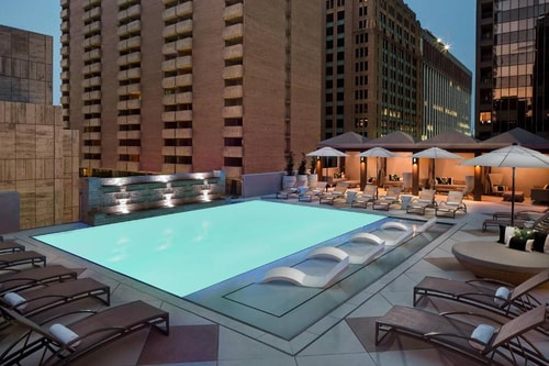 Deluxe Guest Room Near AT&T Headquarters DAL 16 Luxury Bookings