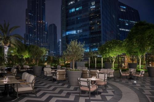 Deluxe Double Or Twin Room Near Dubai Mall 10 Luxury Bookings