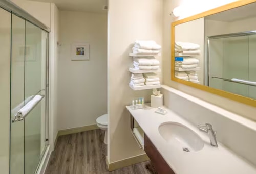 King Room Near Market Square Park HOU 3 Luxury Bookings