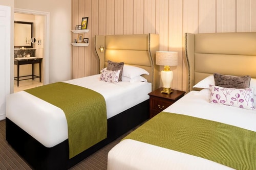 Double Or Twin Room Near Victoria Tea Shop LON 1 Luxury Bookings