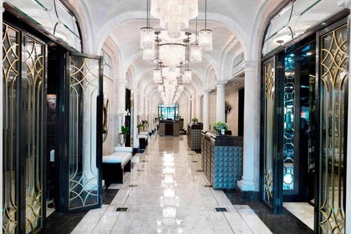 Deluxe Queen Room Near The Wellness Lab LON 4 Luxury Bookings