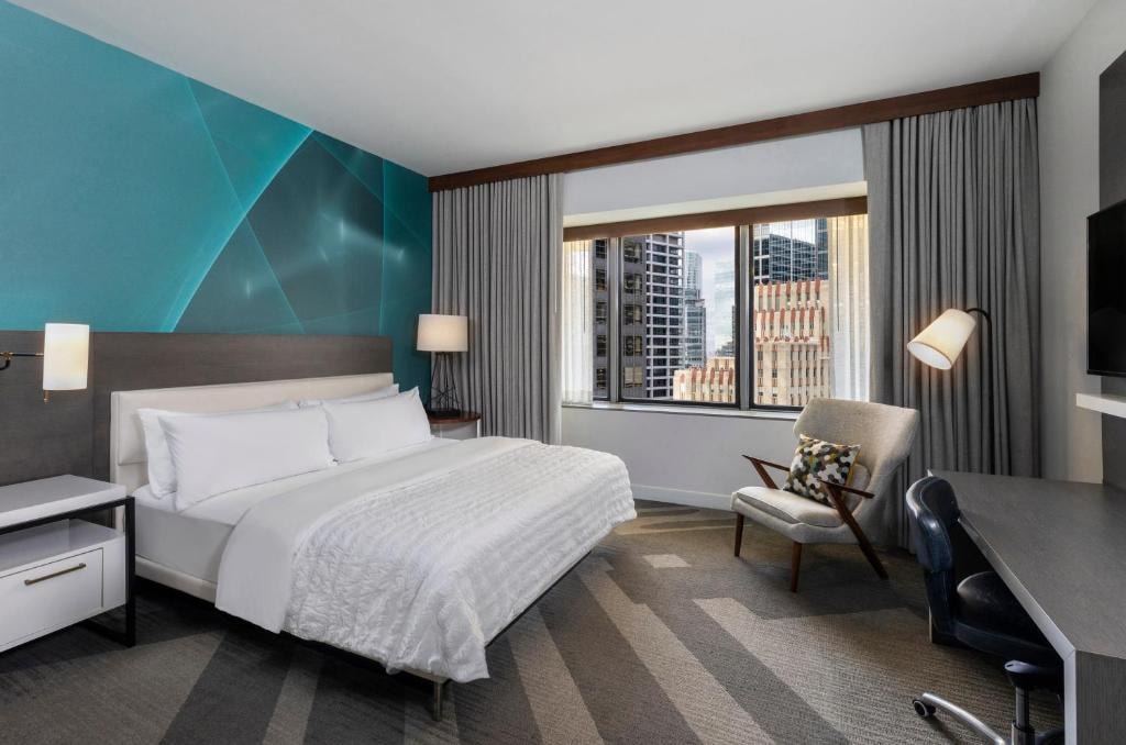 Guest Room Near To Discovery Green HOU Luxury Bookings