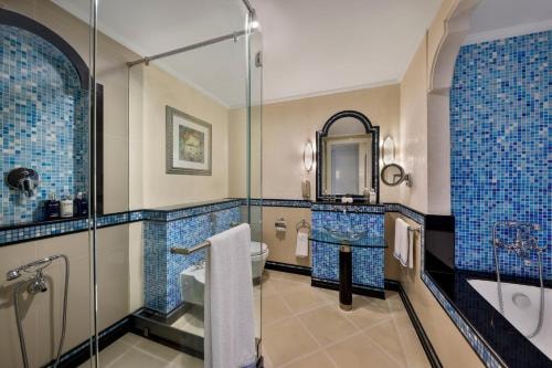 Luxury Club Oceanfront Room Near France Consulate 5 Luxury Bookings