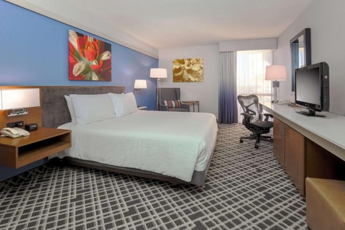 King Room Near Jade Waters Resort Pool Luxury Bookings