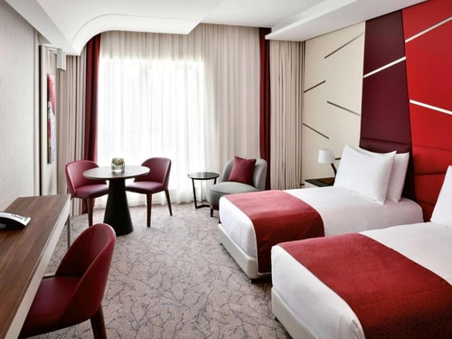 Deluxe King Or Twin Room Near Dubai Mall Downtown 1 Luxury Bookings