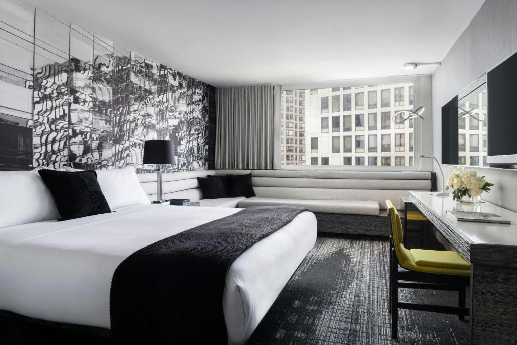 King Room City View Near Lake Shore Fieldhouse CHI Luxury Bookings