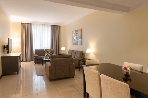 Three Bedroom Apartment Near Al Rigga Metro 5 Luxury Bookings