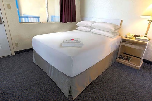 Double Room Near General n Cosmetic Dentistry HOU 1 Luxury Bookings