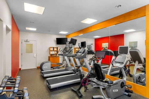 King Room Near Arthur Storey Park HOU 11 Luxury Bookings