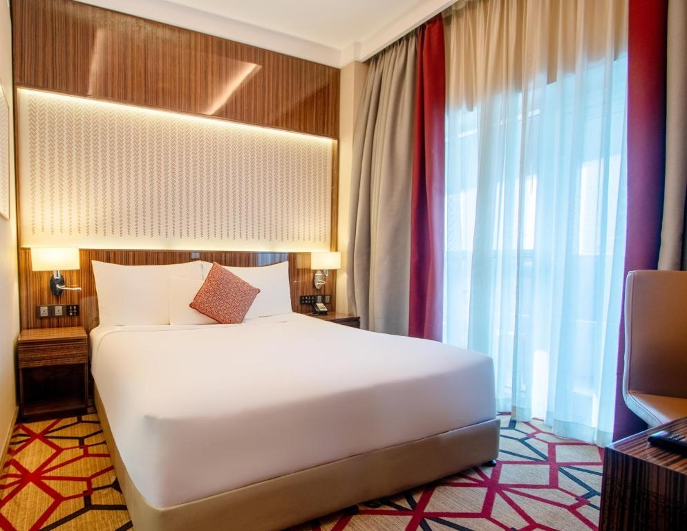 One Bedroom Suite Near To Internet City Metro Luxury Bookings