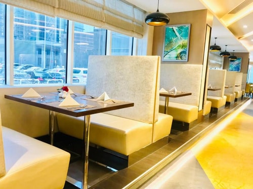 Classic Room Near Burhani Mosque Dubai 14 Luxury Bookings