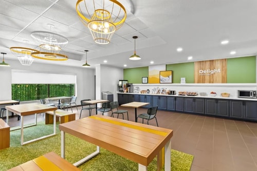 King Room Near William P. Hobby Airport HOU 14 Luxury Bookings
