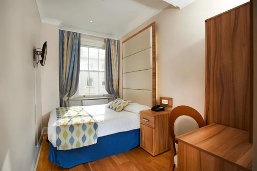 Double Room Near Sussex Gardens LON 1 Luxury Bookings