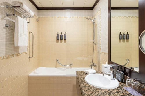 Three Bedroom Suite Sea View Near Water Adventure 6 Luxury Bookings