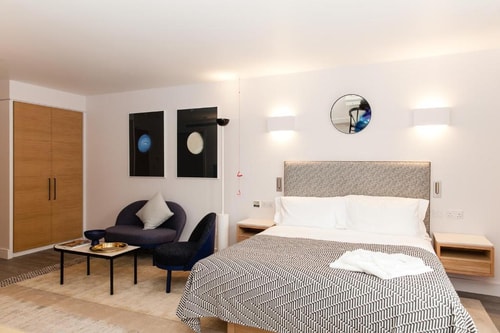 Double Studio Near Wakefield Gardens LON 3 Luxury Bookings