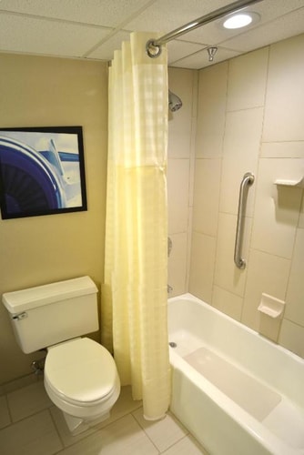 King Room Near William P Hobby Airport HOU 4 Luxury Bookings