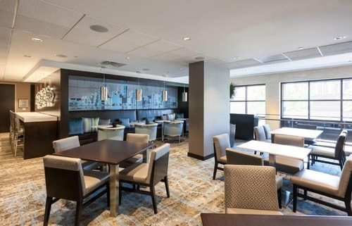 King Room Near To Uptown Collection HOU 10 Luxury Bookings