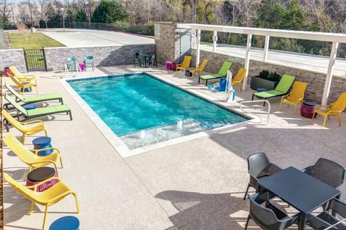 Studio Suite Near United Cold Storage Dallas DAL 5 Luxury Bookings