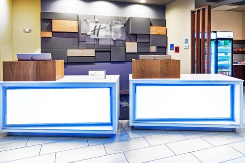 Standard King Room Near Simons Pharmacy HOU 5 Luxury Bookings
