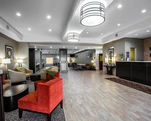 King Suite Near Flaah Islamic Center HOU 4 Luxury Bookings