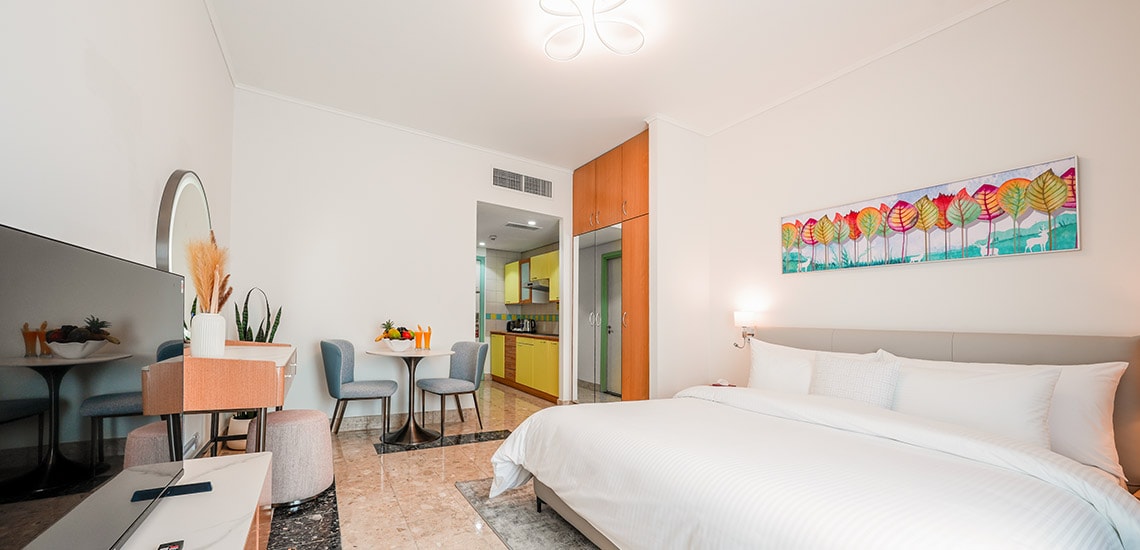 Standard Studio Near Al Shaklan Market Luxury Bookings