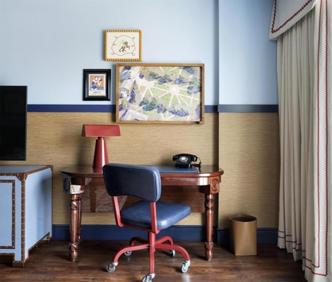 King Room Near Meadows School of the Arts DAL 4 Luxury Bookings