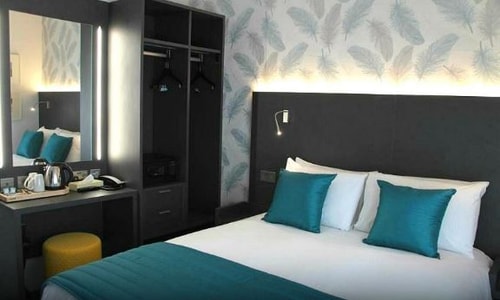 Double Or Twin Room Near Gloucester Park LON Luxury Bookings